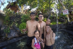 526173IMG-20150526-WA006