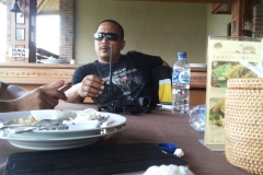 566574IMG-20150906-WA042