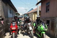 892824IMG-20151010-WA031