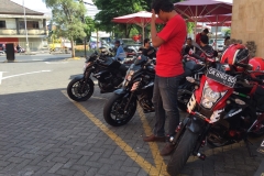 977545IMG-20151109-WA022