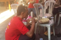 423713IMG-20151129-WA027