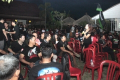 925958IMG-20151130-WA188