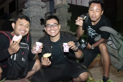 951521IMG-20151206-WA045